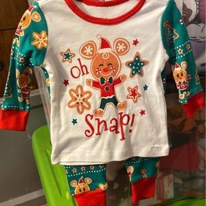 Christmas pajamas size 3 to 6 months